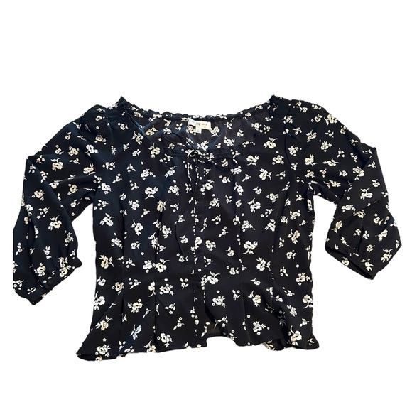 Sweet Baby Jamie Black Floral Tie Top - Picture 2 of 11